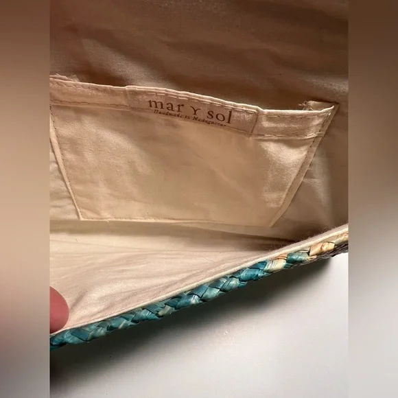 Mar Y Sol Woven Clutch with Blue and Tan Pattern - Picture 6 of 16